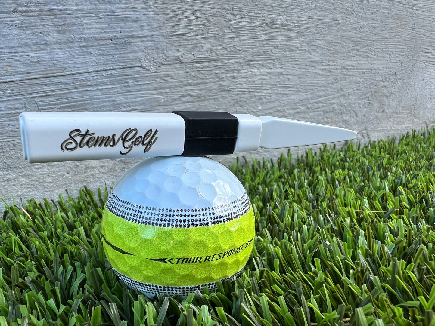 Stems Golf Divot Tool